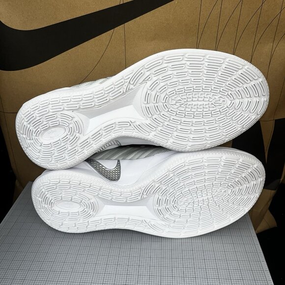 NEW Nike Sabrina 3 \'Ice Cold\' White Silver HF2881-101 Men Sz 9, Womens 10.5 main image 6
